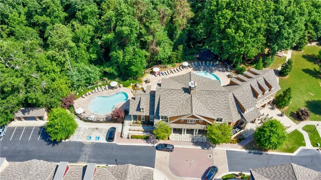 200 River Vista Drive Unit 501, Atlanta, Georgia 30339, 1 Bedroom Bedrooms, ,1 BathroomBathrooms,Residential,Sold,200 River Vista Drive Unit 501,6940618