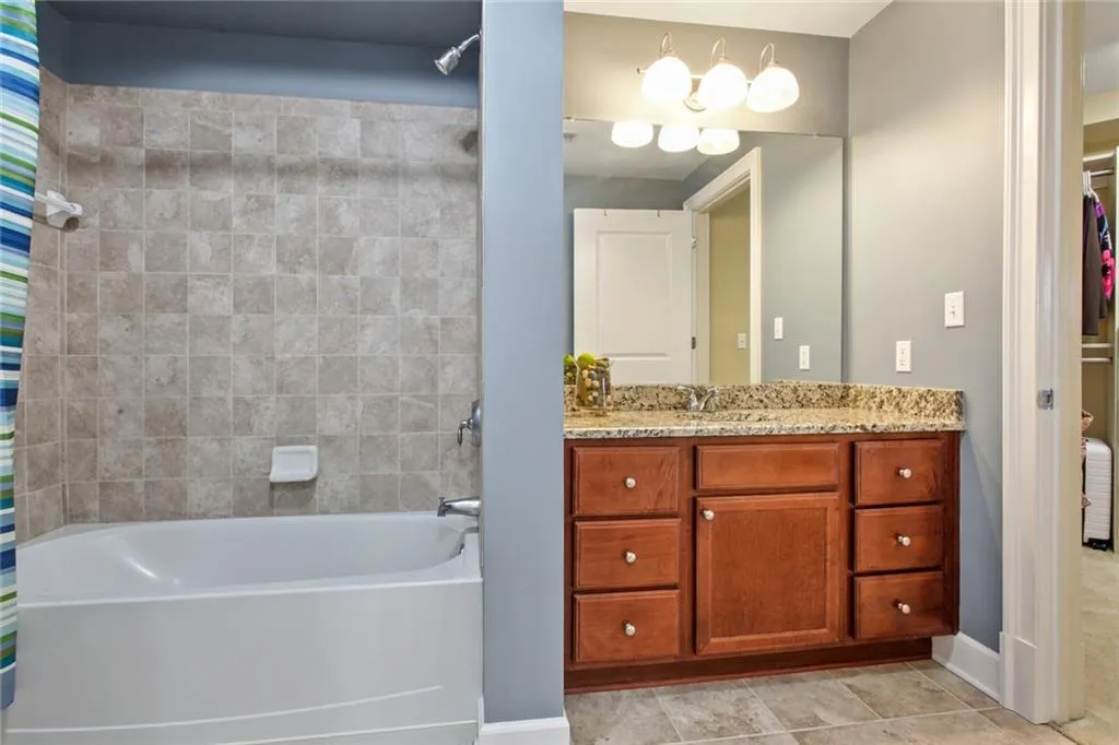 200 River Vista Drive Unit 501, Atlanta, Georgia 30339, 1 Bedroom Bedrooms, ,1 BathroomBathrooms,Residential,Sold,200 River Vista Drive Unit 501,6940618