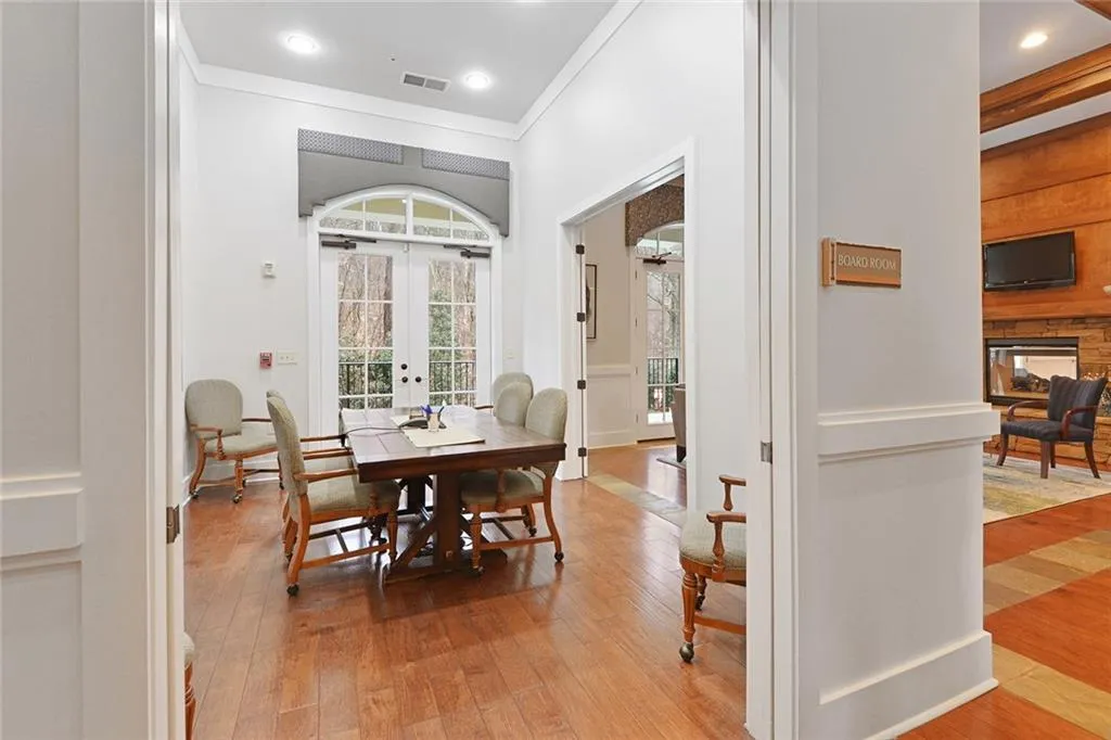 200 River Vista Drive Unit 501, Atlanta, Georgia 30339, 1 Bedroom Bedrooms, ,1 BathroomBathrooms,Residential,Sold,200 River Vista Drive Unit 501,6940618