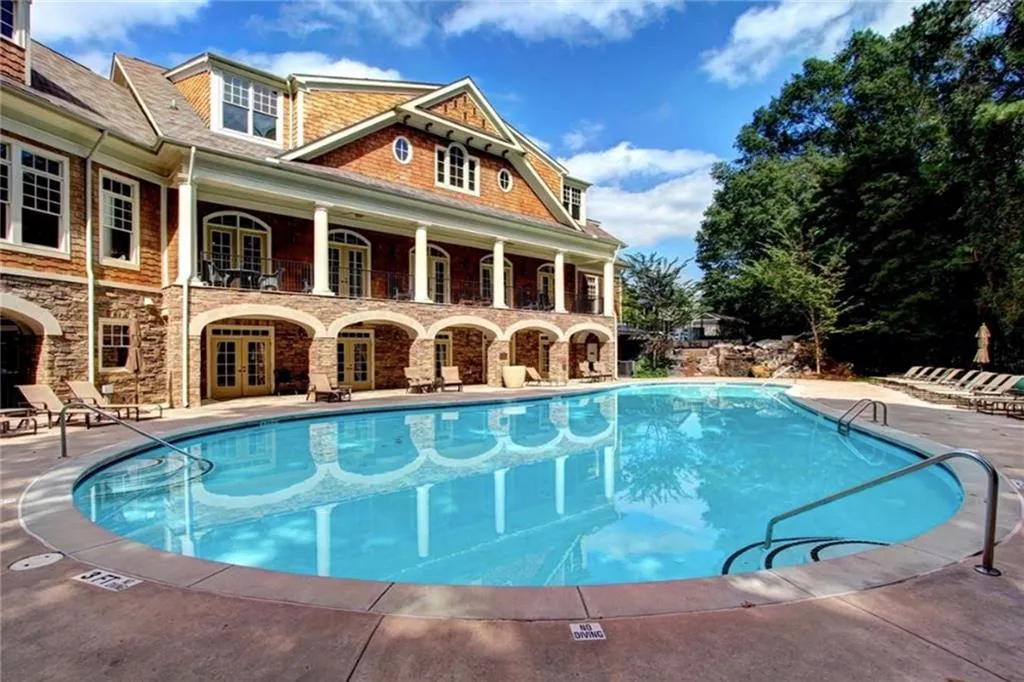 200 River Vista Drive Unit 501, Atlanta, Georgia 30339, 1 Bedroom Bedrooms, ,1 BathroomBathrooms,Residential,Sold,200 River Vista Drive Unit 501,6940618