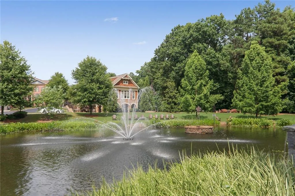 200 River Vista Drive Unit 501, Atlanta, Georgia 30339, 1 Bedroom Bedrooms, ,1 BathroomBathrooms,Residential,Sold,200 River Vista Drive Unit 501,6940618