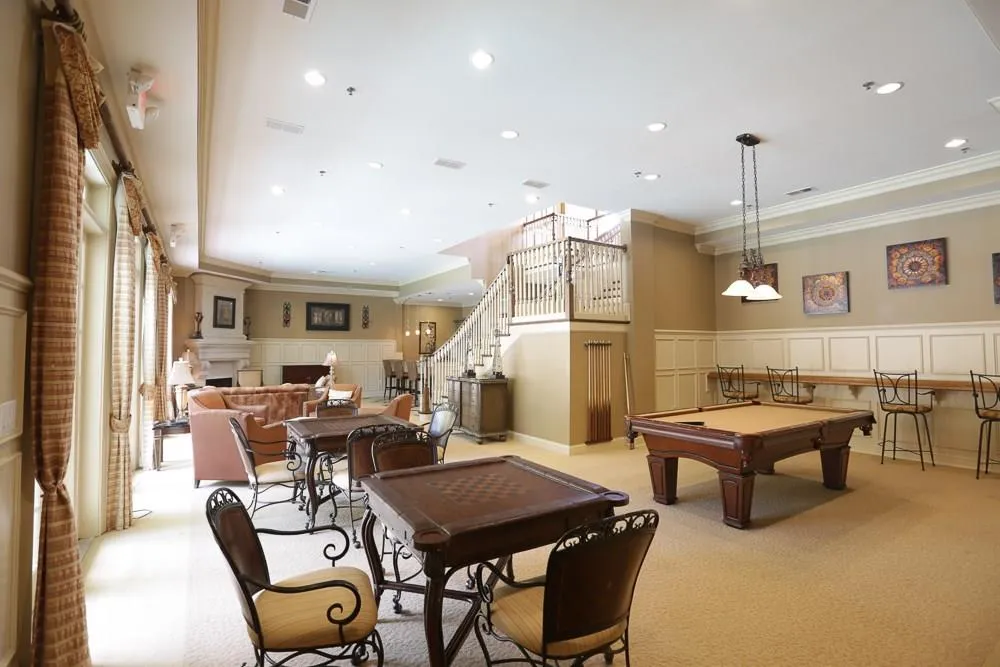 5600 Glenridge Park Unit 1207, Sandy Springs, Georgia 30342, 2 Bedrooms Bedrooms, ,2 BathroomsBathrooms,Residential,Sold,5600 Glenridge Park Unit 1207,5740699