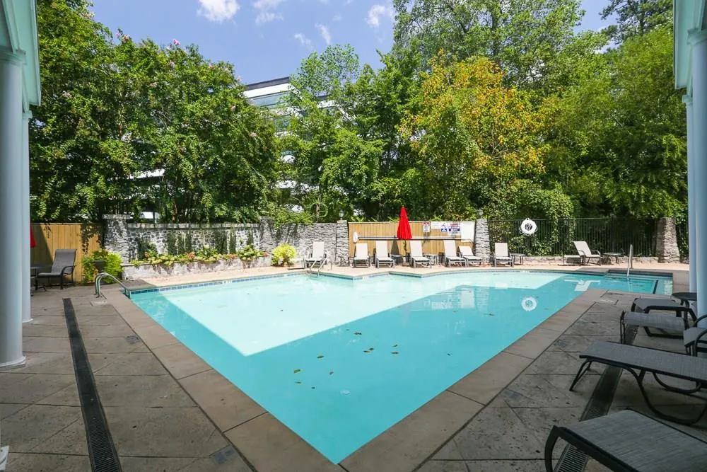 5600 Glenridge Park Unit 1207, Sandy Springs, Georgia 30342, 2 Bedrooms Bedrooms, ,2 BathroomsBathrooms,Residential,Sold,5600 Glenridge Park Unit 1207,5740699