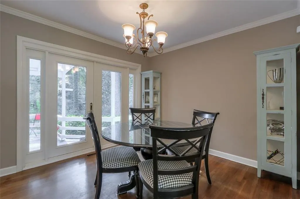 5971 Hilderbrand Drive, Sandy Springs, Georgia 30328, 3 Bedrooms Bedrooms, ,2 BathroomsBathrooms,Residential,Sold,5971 Hilderbrand Drive,6762842