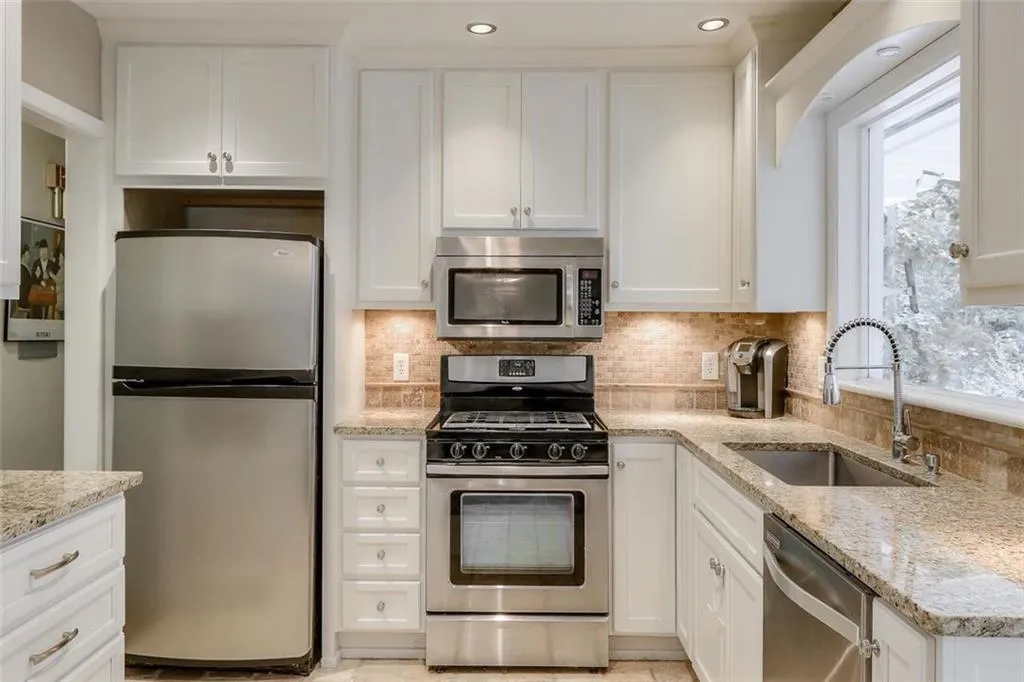 5971 Hilderbrand Drive, Sandy Springs, Georgia 30328, 3 Bedrooms Bedrooms, ,2 BathroomsBathrooms,Residential,Sold,5971 Hilderbrand Drive,6762842