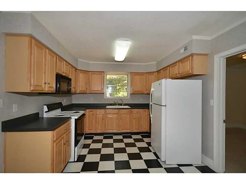 471 Hilderbrand Drive, Atlanta, Georgia 30328, 3 Bedrooms Bedrooms, ,1 BathroomBathrooms,Residential,Sold,471 Hilderbrand Drive,5213967