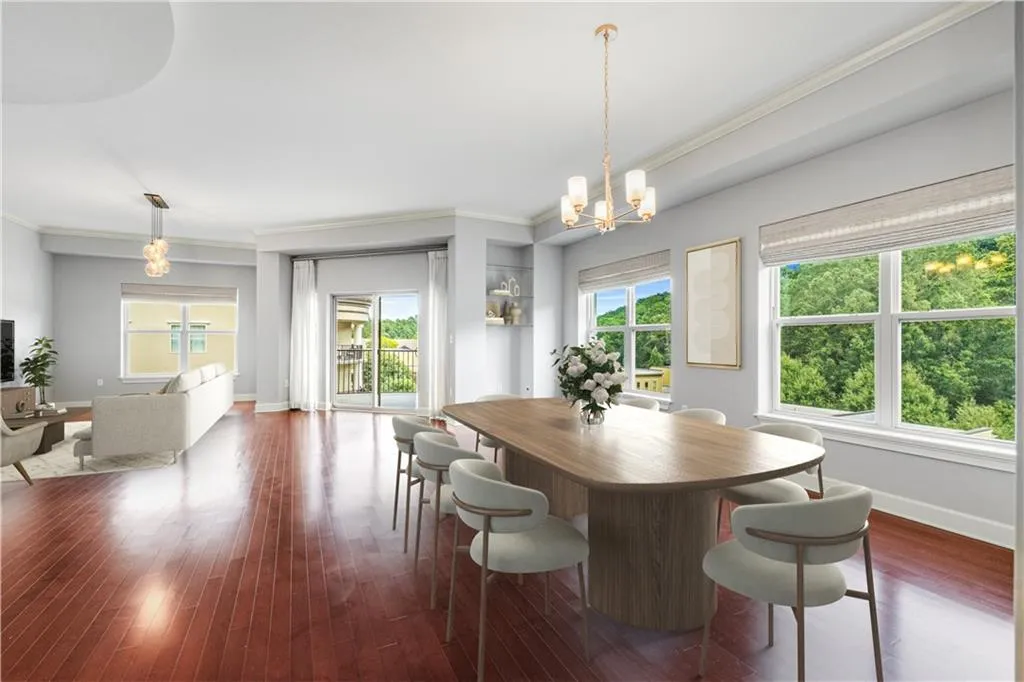 Very spacious open floorplan with natural light flooding in.