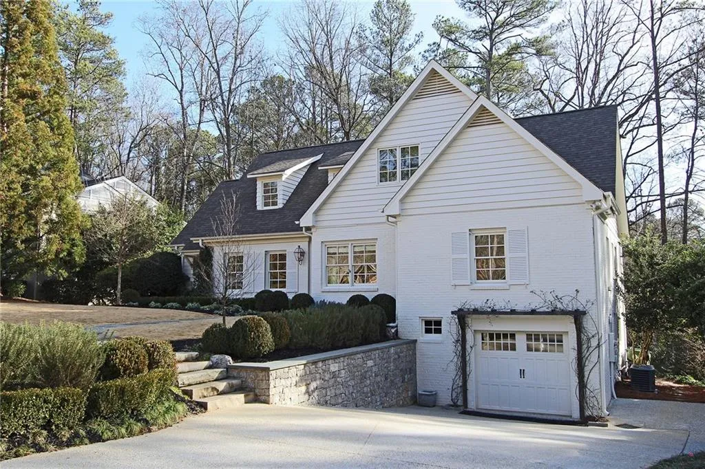 Atlanta, Georgia 30327, 4 Bedrooms Bedrooms, ,4 BathroomsBathrooms,Residential,Sold,5803515 Atlanta, Georgia 30327, 4 Bedrooms Bedrooms, ,4 BathroomsBathrooms,Residential,Sold,5803515