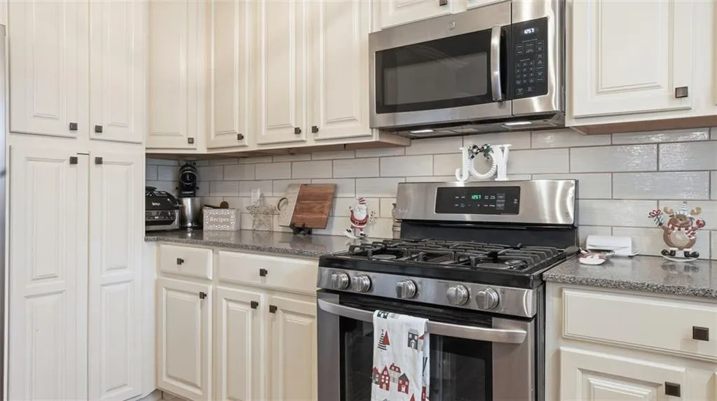 505 Wyncourtney Drive Ne, Atlanta, Georgia 30328, 4 Bedrooms Bedrooms, ,3 BathroomsBathrooms,Residential,For Sale,505 Wyncourtney Drive Ne,7689781