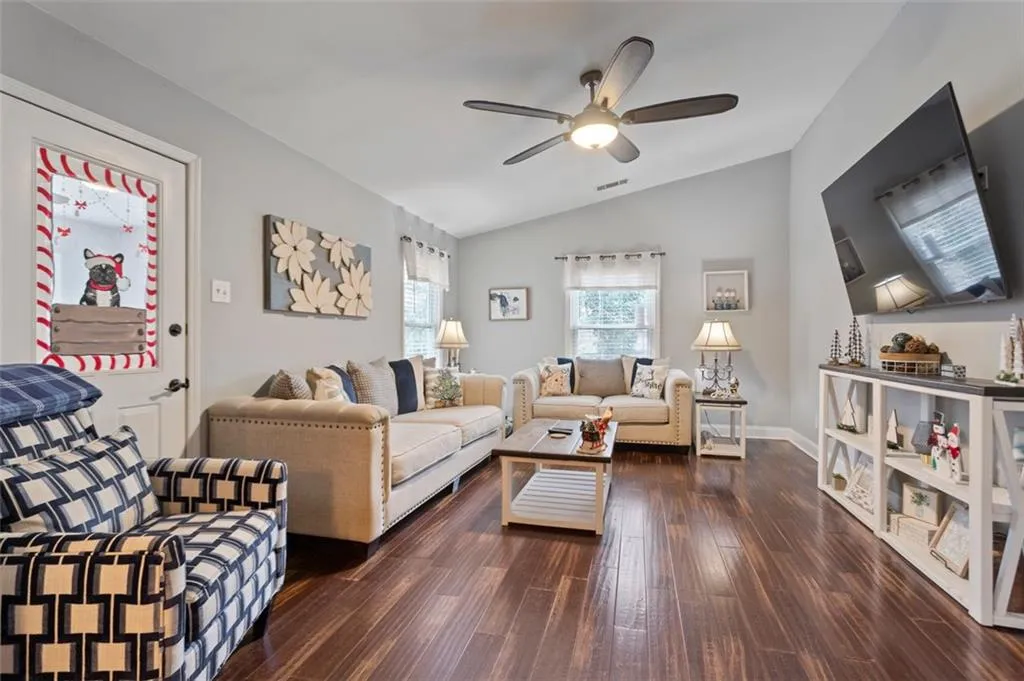 505 Wyncourtney Drive Ne, Atlanta, Georgia 30328, 4 Bedrooms Bedrooms, ,3 BathroomsBathrooms,Residential,For Sale,505 Wyncourtney Drive Ne,7689781