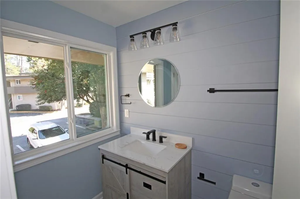 346 Carpenter Drive Ne Unit 32, Sandy Springs, Georgia 30328, 2 Bedrooms Bedrooms, ,2 BathroomsBathrooms,Residential,For Sale,346 Carpenter Drive Ne Unit 32,7665085