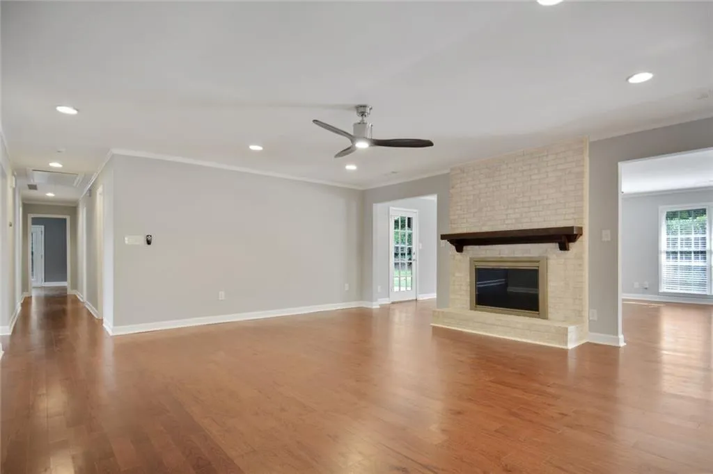 5790 Riverwood Drive, Sandy Springs, Georgia 30328, 4 Bedrooms Bedrooms, ,3 BathroomsBathrooms,Residential,Sold,5790 Riverwood Drive,6785324