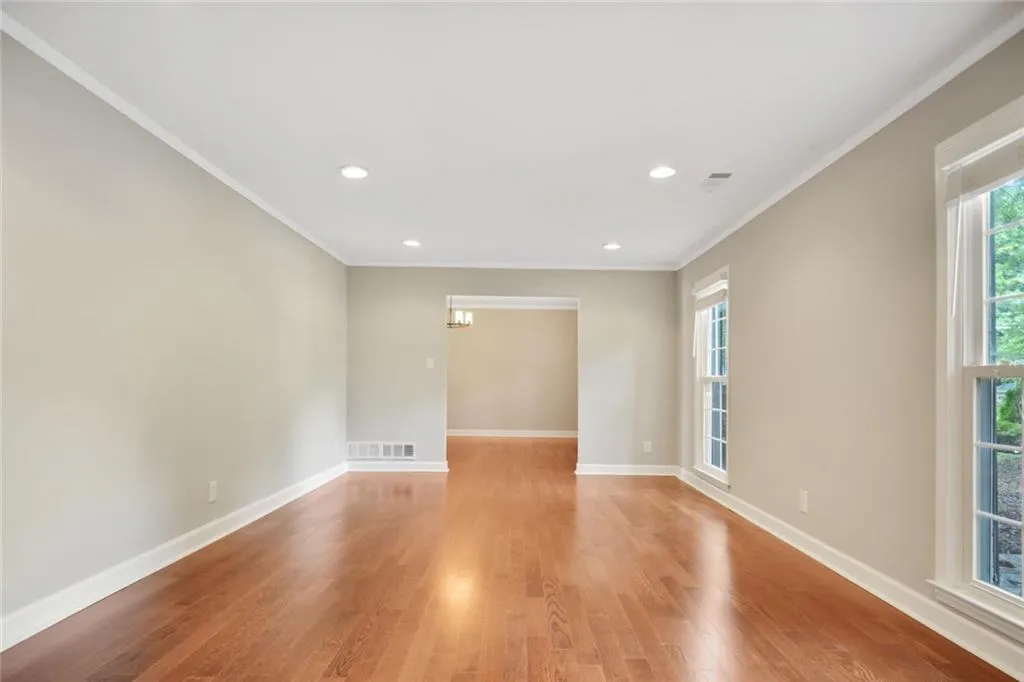 5790 Riverwood Drive, Sandy Springs, Georgia 30328, 4 Bedrooms Bedrooms, ,3 BathroomsBathrooms,Residential,Sold,5790 Riverwood Drive,6785324