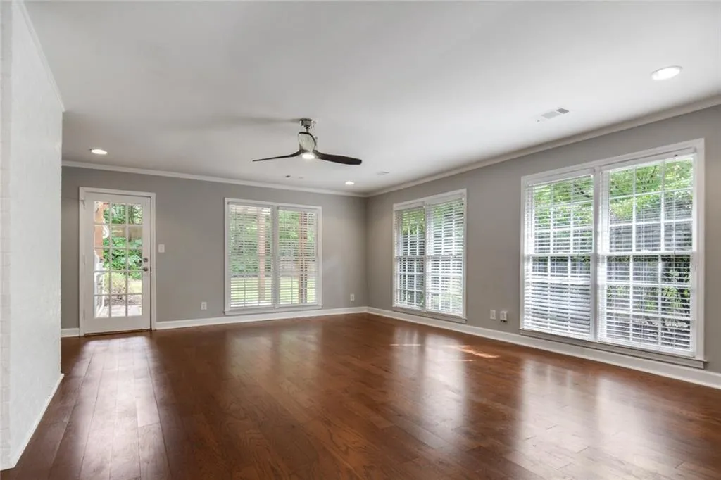 5790 Riverwood Drive, Sandy Springs, Georgia 30328, 4 Bedrooms Bedrooms, ,3 BathroomsBathrooms,Residential,Sold,5790 Riverwood Drive,6785324