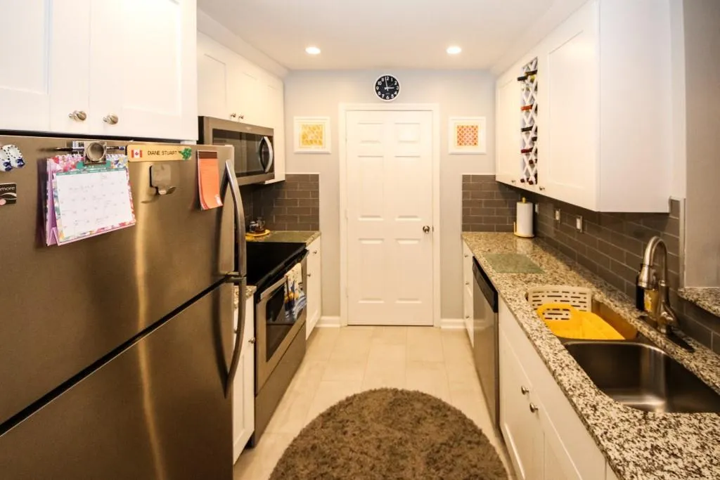 325 Granville Court, Atlanta, Georgia 30328, 1 Bedroom Bedrooms, ,1 BathroomBathrooms,Residential,Sold,325 Granville Court,6754766