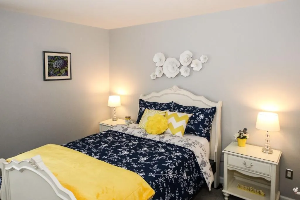 325 Granville Court, Atlanta, Georgia 30328, 1 Bedroom Bedrooms, ,1 BathroomBathrooms,Residential,Sold,325 Granville Court,6754766