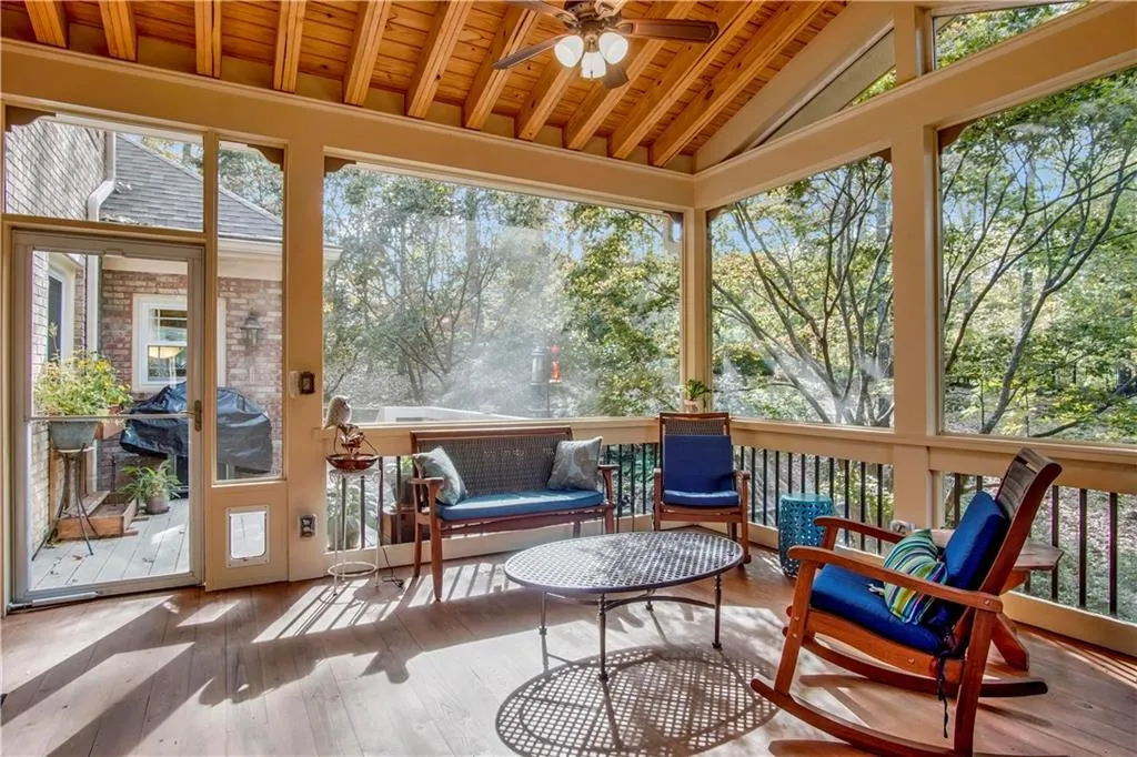 8080 Habersham Waters Road, Sandy Springs, Georgia 30350, 4 Bedrooms Bedrooms, ,3 BathroomsBathrooms,Residential,Sold,8080 Habersham Waters Road,6781557