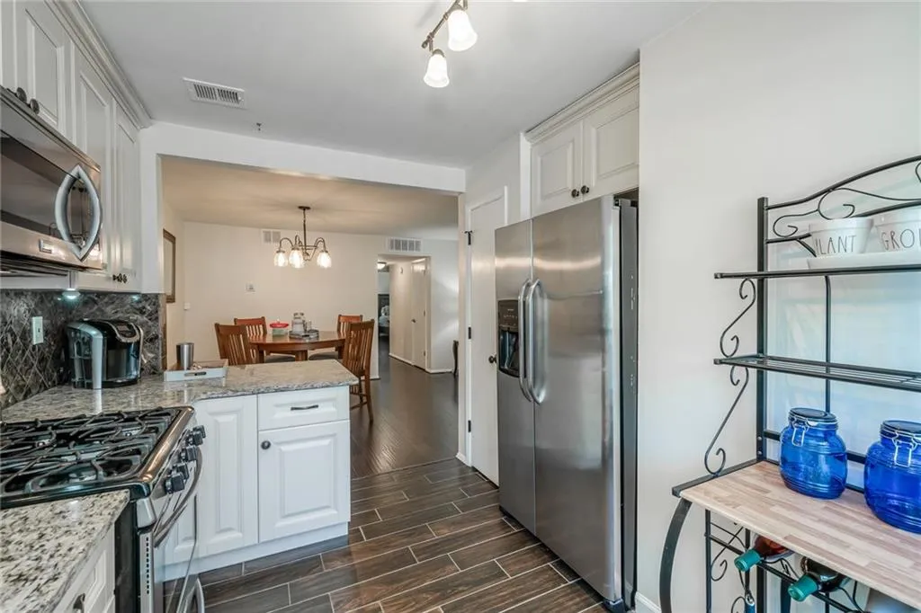 908 Woodcliff Drive Unit 908, Sandy Springs, Georgia 30350, 2 Bedrooms Bedrooms, ,2 BathroomsBathrooms,Residential,Sold,908 Woodcliff Drive Unit 908,6715175 908 Woodcliff Drive Unit 908, Sandy Springs, Georgia 30350, 2 Bedrooms Bedrooms, ,2 BathroomsBathrooms,Residential,Sold,908 Woodcliff Drive Unit 908,6715175