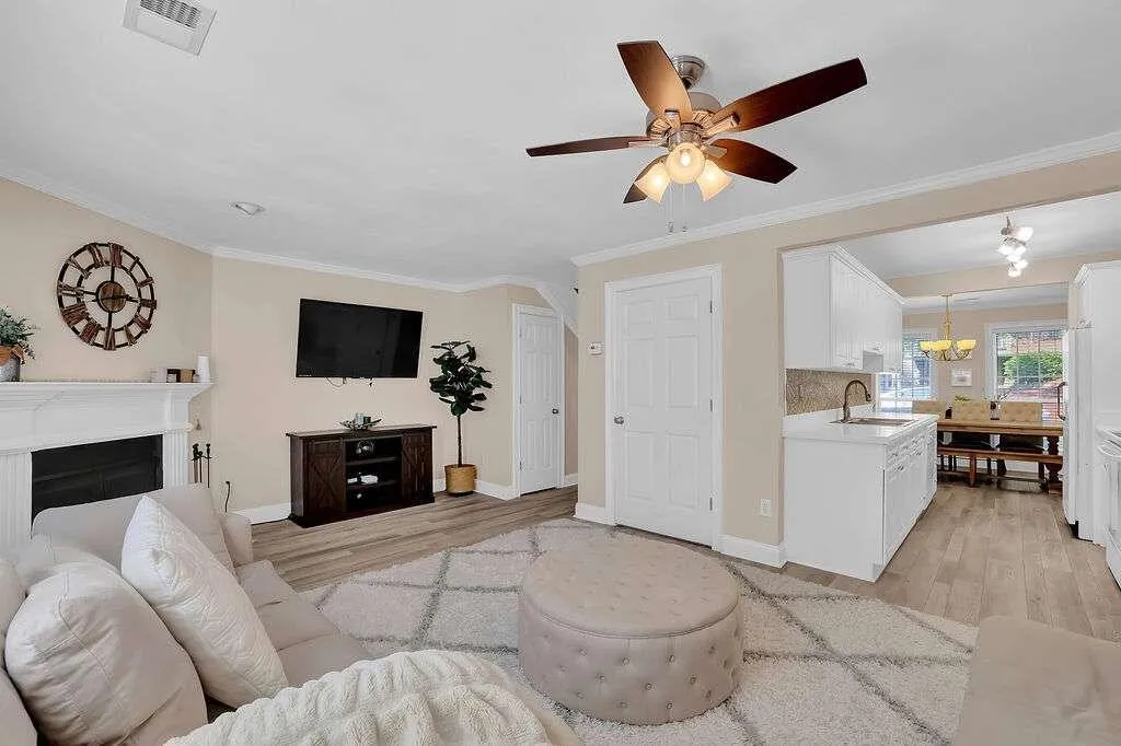 602 Masons Creek Circle, Sandy Springs, Georgia 30350, 2 Bedrooms Bedrooms, ,2 BathroomsBathrooms,Residential,Sold,602 Masons Creek Circle,7232735