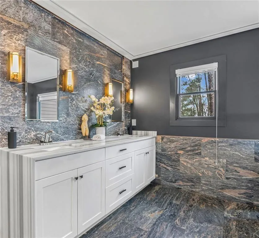 6260 River Overlook. Drive, Atlanta, Georgia 30328, 8 Bedrooms Bedrooms, ,7 BathroomsBathrooms,Residential,For Sale,6260 River Overlook. Drive,7724971