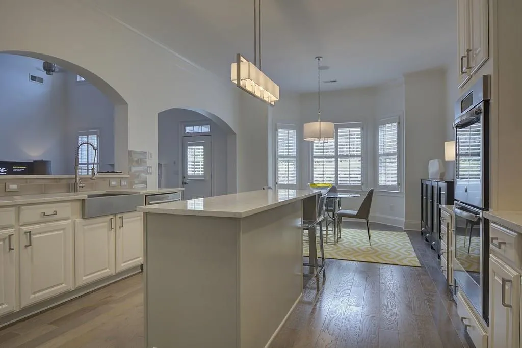 285 Wembley Circle, Sandy Springs, Georgia 30328, 4 Bedrooms Bedrooms, ,3 BathroomsBathrooms,Residential,Sold,285 Wembley Circle,6079143