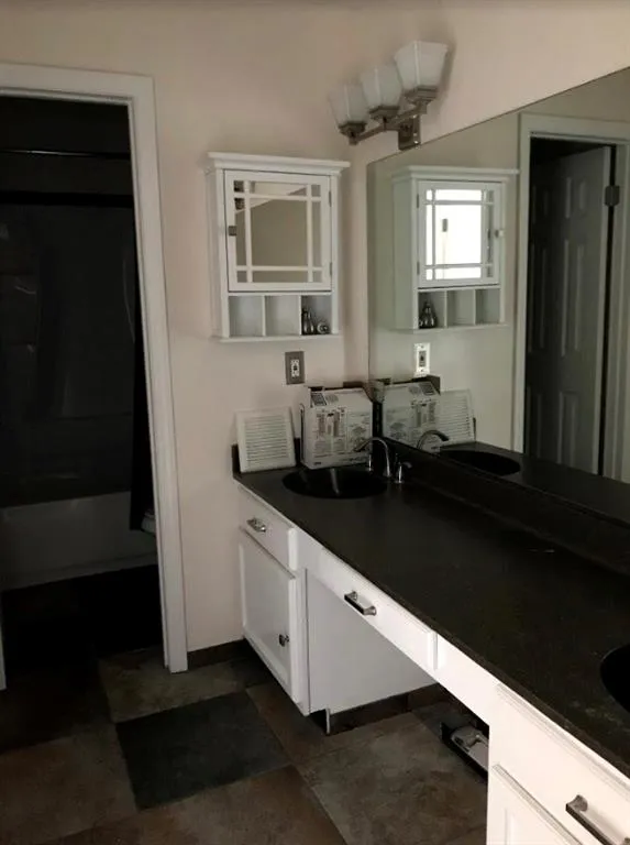 208 Brandywine Circle, Sandy Springs, Georgia 30350, 3 Bedrooms Bedrooms, ,3 BathroomsBathrooms,Residential,Sold,208 Brandywine Circle,6024022