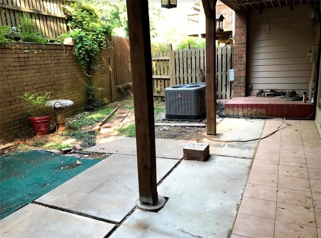 208 Brandywine Circle, Sandy Springs, Georgia 30350, 3 Bedrooms Bedrooms, ,3 BathroomsBathrooms,Residential,Sold,208 Brandywine Circle,6024022