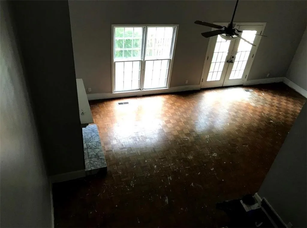 208 Brandywine Circle, Sandy Springs, Georgia 30350, 3 Bedrooms Bedrooms, ,3 BathroomsBathrooms,Residential,Sold,208 Brandywine Circle,6024022