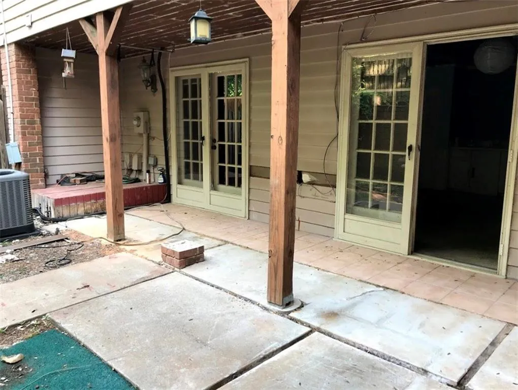 208 Brandywine Circle, Sandy Springs, Georgia 30350, 3 Bedrooms Bedrooms, ,3 BathroomsBathrooms,Residential,Sold,208 Brandywine Circle,6024022