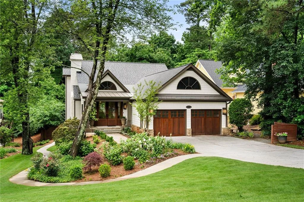 5352 Greenland Road Ne, Atlanta, Georgia 30342, 3 Bedrooms Bedrooms, ,3 BathroomsBathrooms,Residential,Sold,5352 Greenland Road Ne,7384908