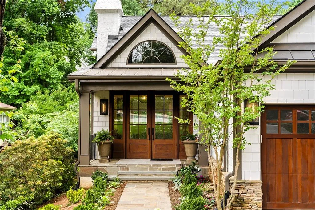 5352 Greenland Road Ne, Atlanta, Georgia 30342, 3 Bedrooms Bedrooms, ,3 BathroomsBathrooms,Residential,Sold,5352 Greenland Road Ne,7384908