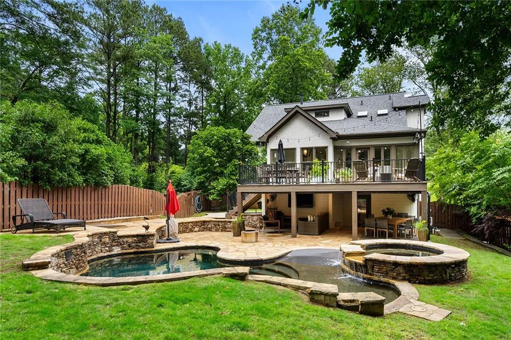 5352 Greenland Road Ne, Atlanta, Georgia 30342, 3 Bedrooms Bedrooms, ,3 BathroomsBathrooms,Residential,Sold,5352 Greenland Road Ne,7384908