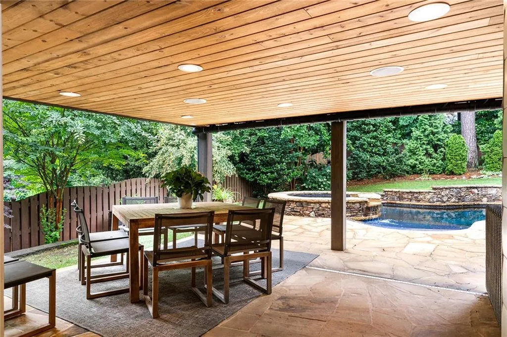 5352 Greenland Road Ne, Atlanta, Georgia 30342, 3 Bedrooms Bedrooms, ,3 BathroomsBathrooms,Residential,Sold,5352 Greenland Road Ne,7384908