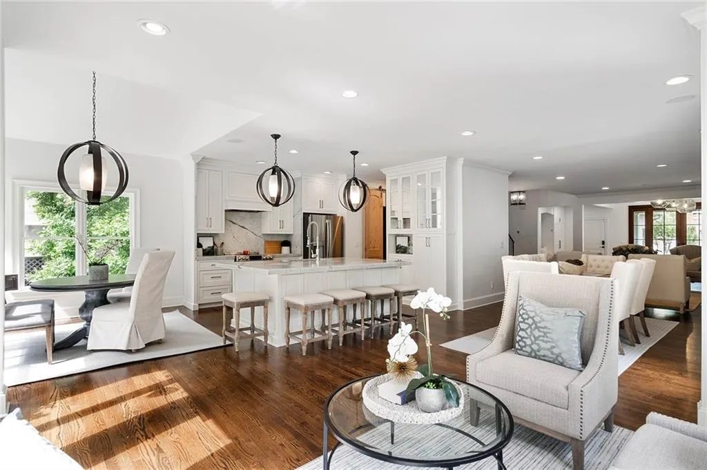 5352 Greenland Road Ne, Atlanta, Georgia 30342, 3 Bedrooms Bedrooms, ,3 BathroomsBathrooms,Residential,Sold,5352 Greenland Road Ne,7384908