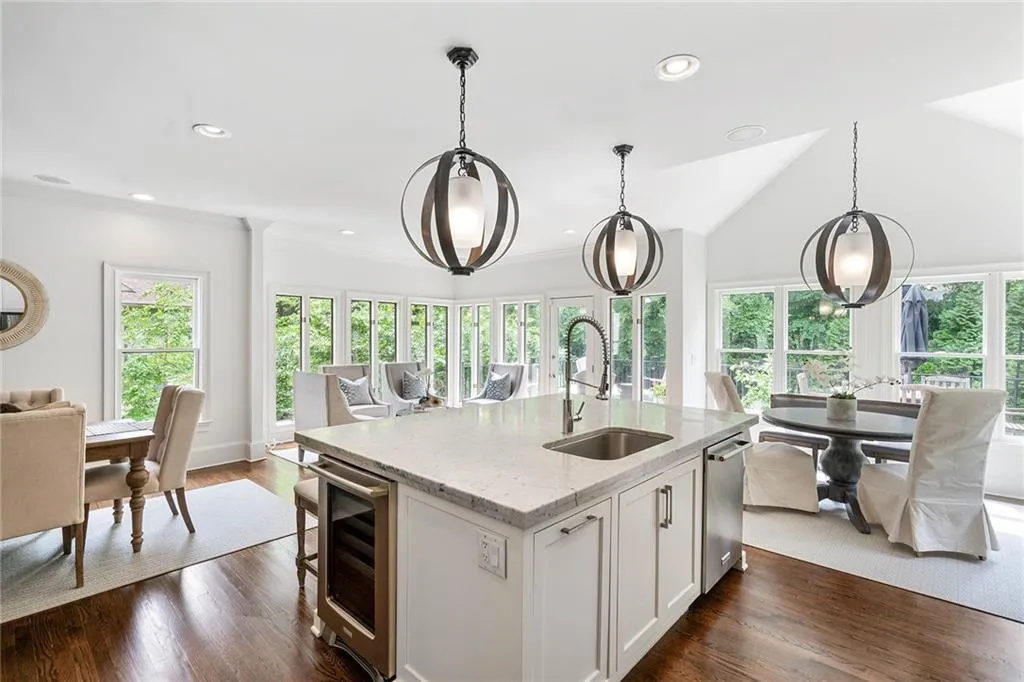 5352 Greenland Road Ne, Atlanta, Georgia 30342, 3 Bedrooms Bedrooms, ,3 BathroomsBathrooms,Residential,Sold,5352 Greenland Road Ne,7384908