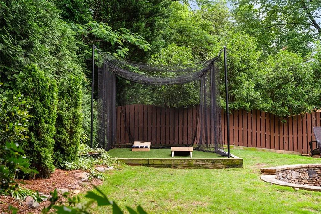 5352 Greenland Road Ne, Atlanta, Georgia 30342, 3 Bedrooms Bedrooms, ,3 BathroomsBathrooms,Residential,Sold,5352 Greenland Road Ne,7384908