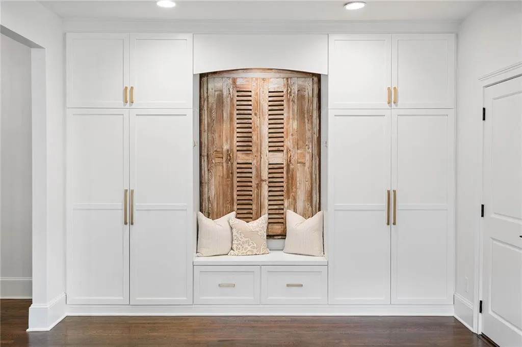 5352 Greenland Road Ne, Atlanta, Georgia 30342, 3 Bedrooms Bedrooms, ,3 BathroomsBathrooms,Residential,Sold,5352 Greenland Road Ne,7384908