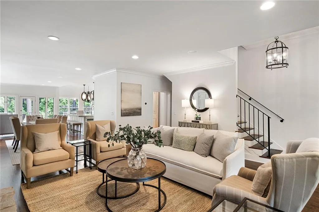 5352 Greenland Road Ne, Atlanta, Georgia 30342, 3 Bedrooms Bedrooms, ,3 BathroomsBathrooms,Residential,Sold,5352 Greenland Road Ne,7384908