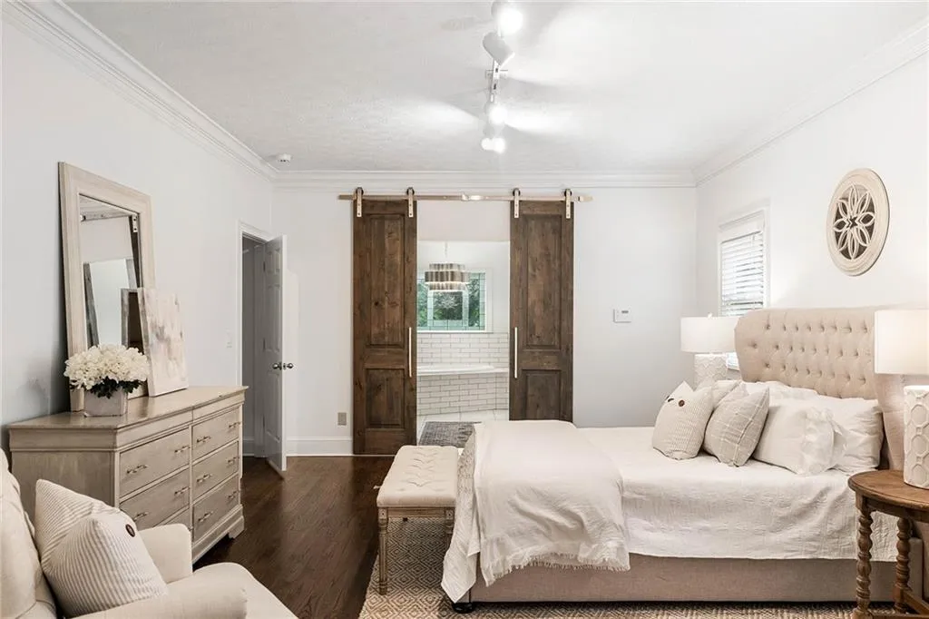 5352 Greenland Road Ne, Atlanta, Georgia 30342, 3 Bedrooms Bedrooms, ,3 BathroomsBathrooms,Residential,Sold,5352 Greenland Road Ne,7384908