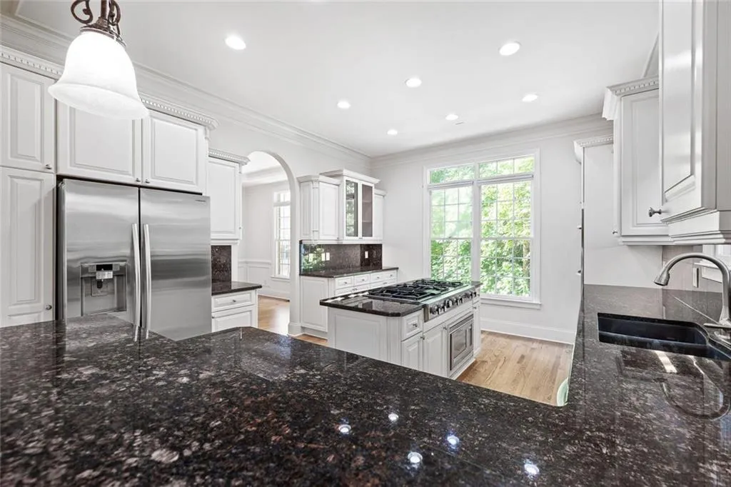 576 Cliftwood Court, Sandy Springs, Georgia 30328, 5 Bedrooms Bedrooms, ,5 BathroomsBathrooms,Residential,Sold,576 Cliftwood Court,7584215