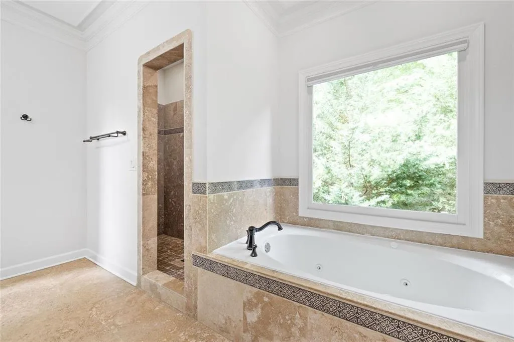 576 Cliftwood Court, Sandy Springs, Georgia 30328, 5 Bedrooms Bedrooms, ,5 BathroomsBathrooms,Residential,Sold,576 Cliftwood Court,7584215