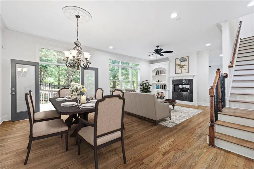 576 Cliftwood Court, Sandy Springs, Georgia 30328, 5 Bedrooms Bedrooms, ,5 BathroomsBathrooms,Residential,Sold,576 Cliftwood Court,7584215
