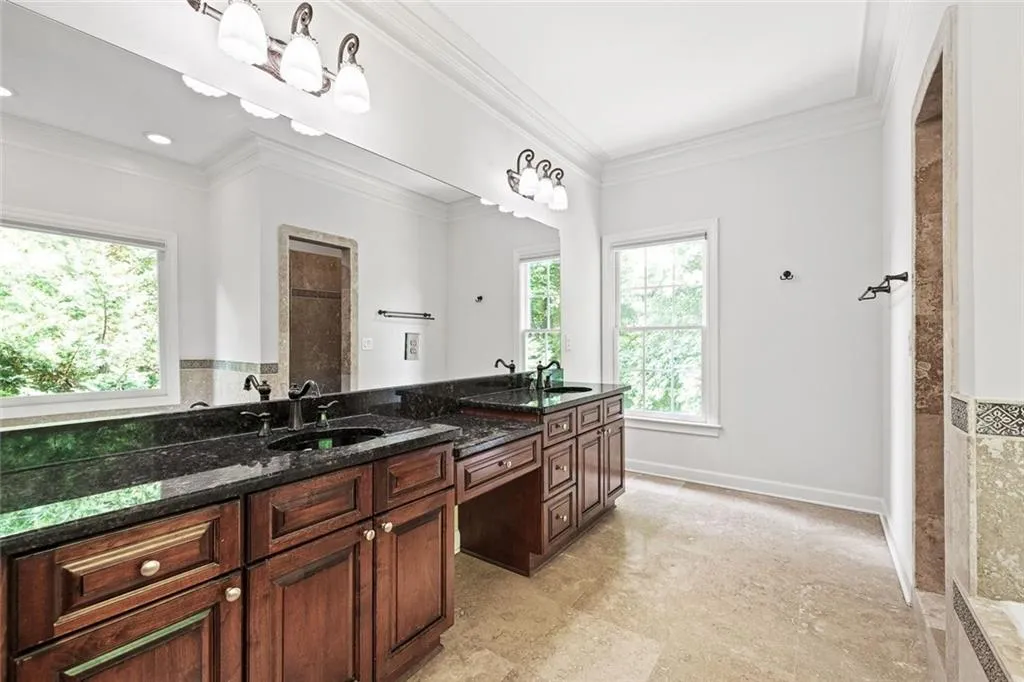 576 Cliftwood Court, Sandy Springs, Georgia 30328, 5 Bedrooms Bedrooms, ,5 BathroomsBathrooms,Residential,Sold,576 Cliftwood Court,7584215