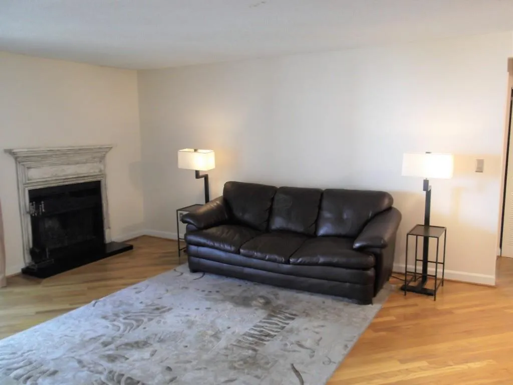 1308 Wingate Way, Sandy Springs, Georgia 30350, 2 Bedrooms Bedrooms, ,2 BathroomsBathrooms,Residential,Sold,1308 Wingate Way,5969204
