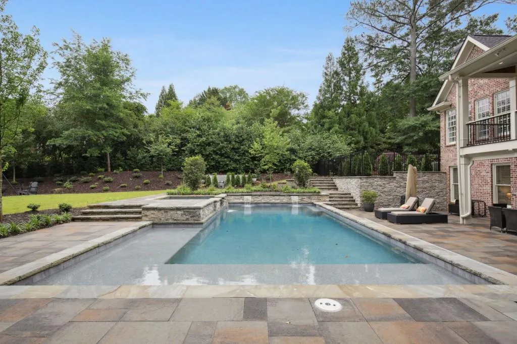 612 Windsor Parkway, Atlanta, Georgia 30342, 5 Bedrooms Bedrooms, ,5 BathroomsBathrooms,Residential,Sold,612 Windsor Parkway,7217200