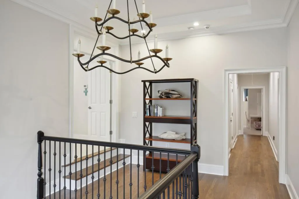 612 Windsor Parkway, Atlanta, Georgia 30342, 5 Bedrooms Bedrooms, ,5 BathroomsBathrooms,Residential,Sold,612 Windsor Parkway,7217200