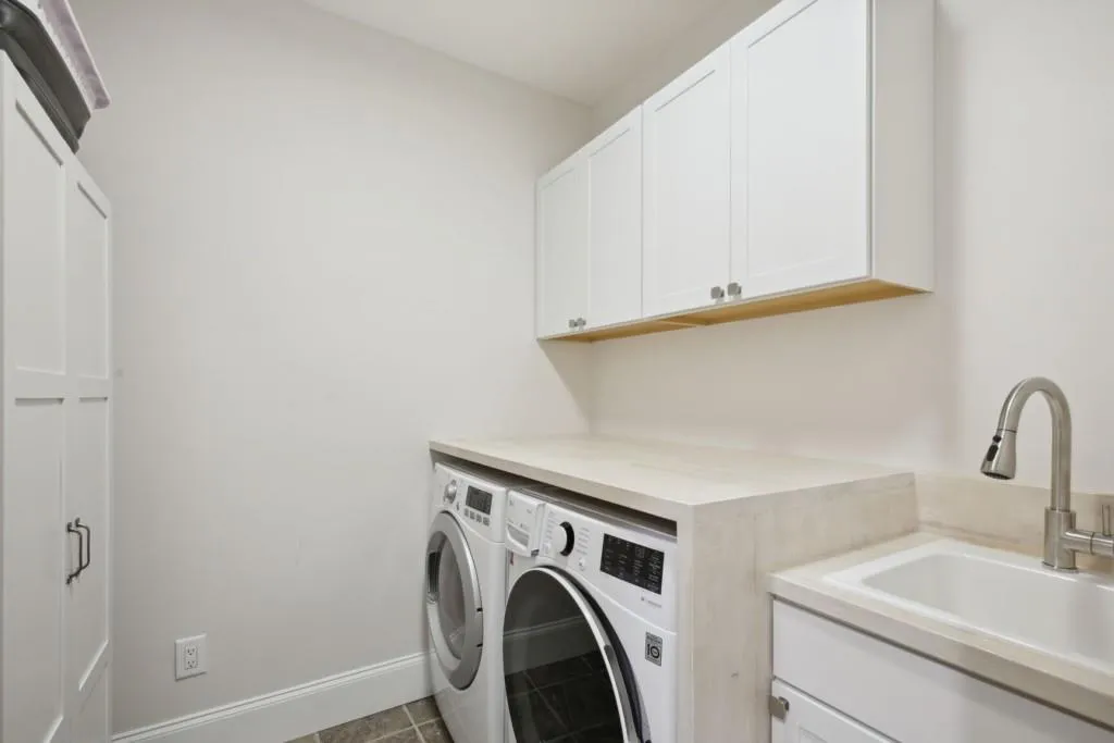 612 Windsor Parkway, Atlanta, Georgia 30342, 5 Bedrooms Bedrooms, ,5 BathroomsBathrooms,Residential,Sold,612 Windsor Parkway,7217200