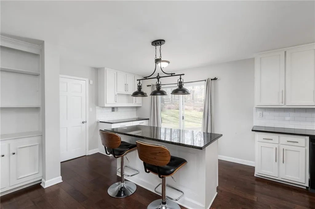 515 Tahoma Drive, Sandy Springs, Georgia 30350, 4 Bedrooms Bedrooms, ,2 BathroomsBathrooms,Residential,Sold,515 Tahoma Drive,6840150