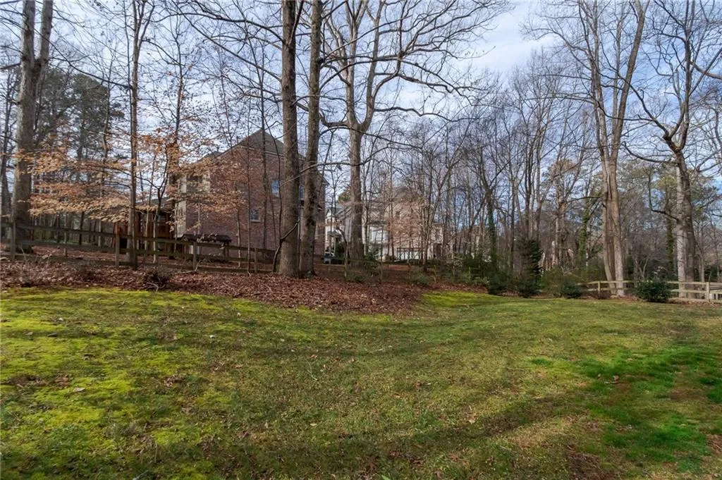 515 Tahoma Drive, Sandy Springs, Georgia 30350, 4 Bedrooms Bedrooms, ,2 BathroomsBathrooms,Residential,Sold,515 Tahoma Drive,6840150