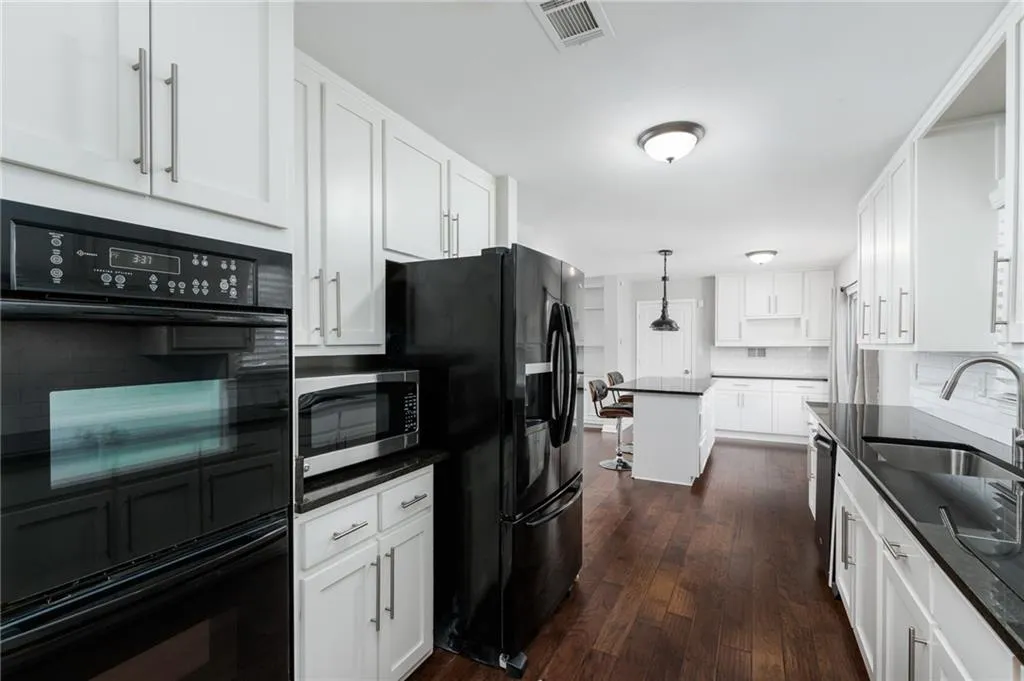 515 Tahoma Drive, Sandy Springs, Georgia 30350, 4 Bedrooms Bedrooms, ,2 BathroomsBathrooms,Residential,Sold,515 Tahoma Drive,6840150